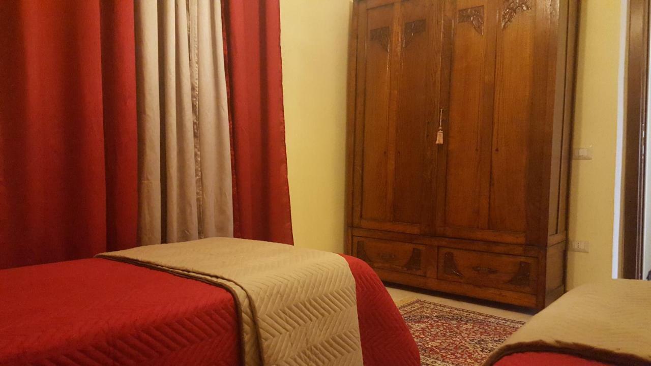 Su Carreri Panzió Armungia Kültér fotó